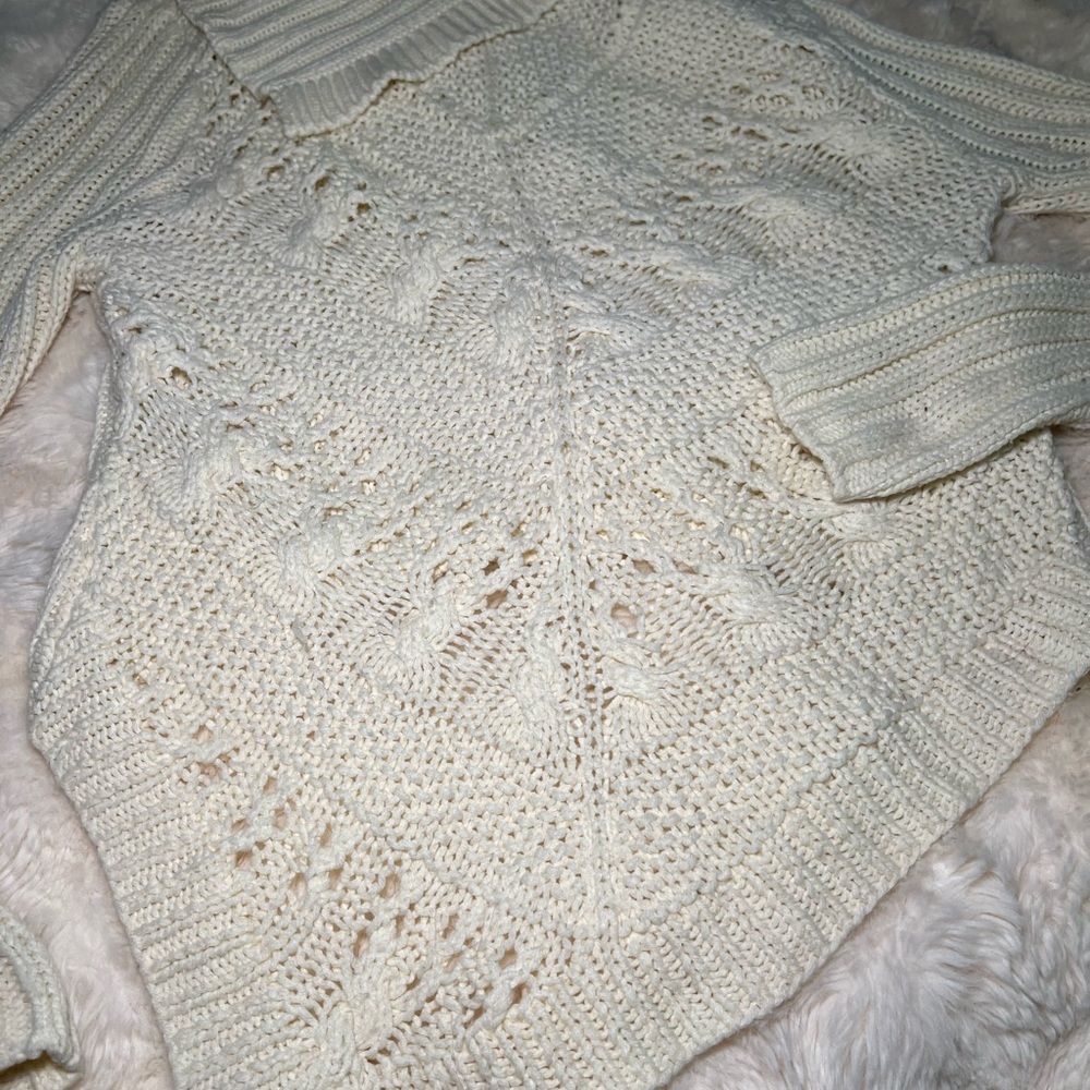 Sweater - Picture 5 of 8